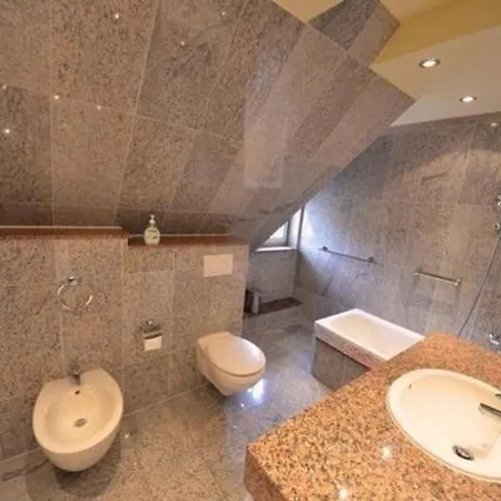 Sonnenkamp Maisonette Apartment Gross Zicker